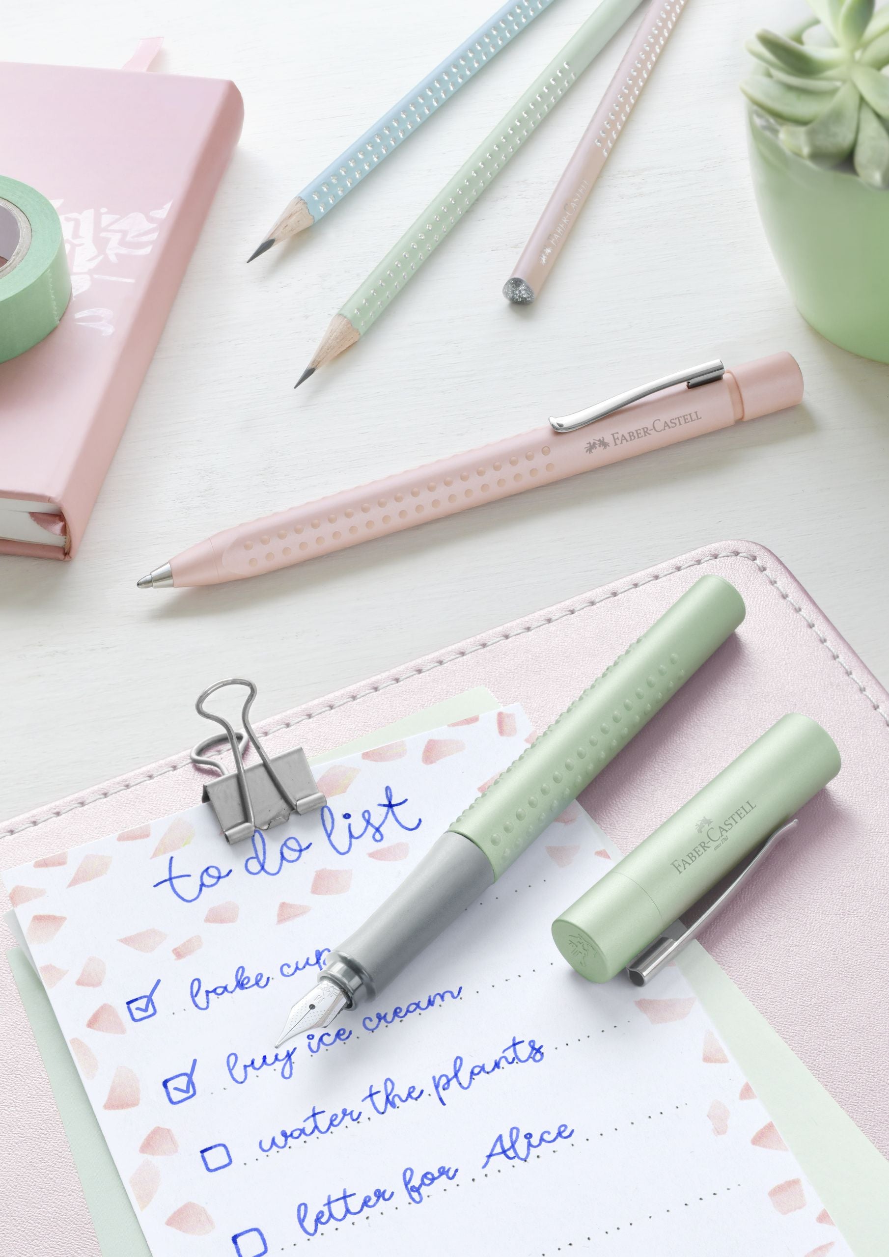 STILOU GRIP 2011 PEARL MENTA M FABER-CASTELL