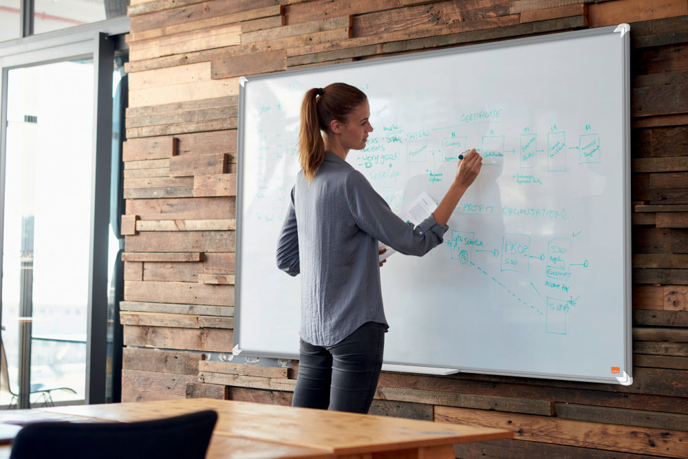 WHITEBOARD MAGNETIC OTEL LACUIT 90*120CM PREMIUM PLUS NOBO