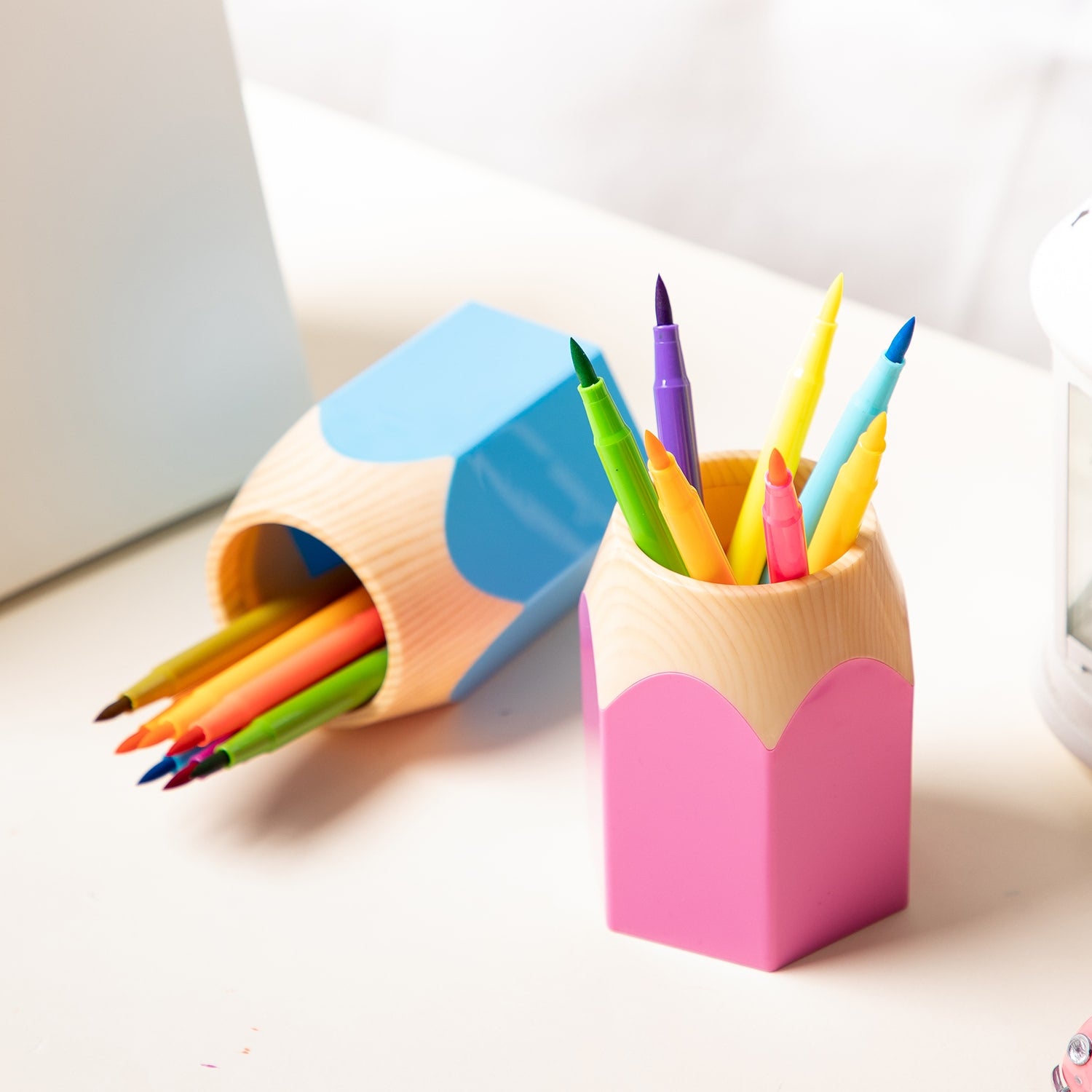 SUPORT INSTRUMENTE DE SCRIS CREION ROZ DELI