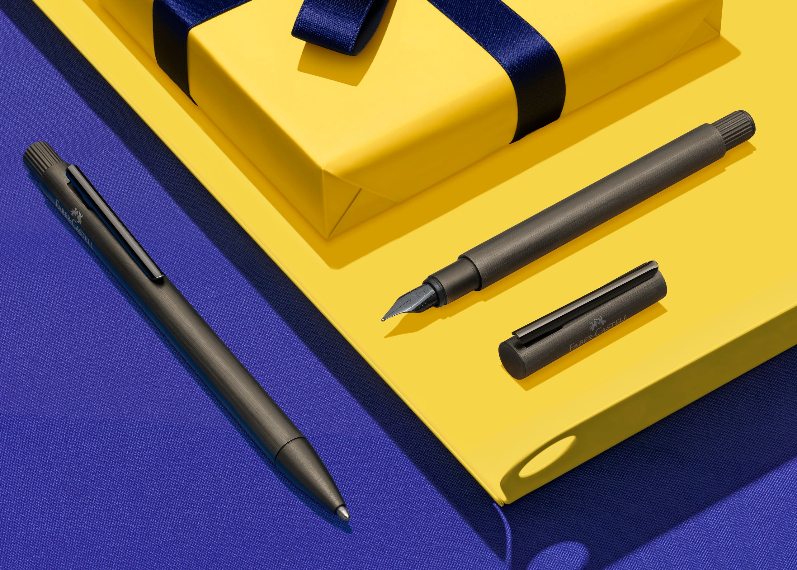 PIX NEO SLIM ALUMINIUM NEGRU FABER-CASTELL