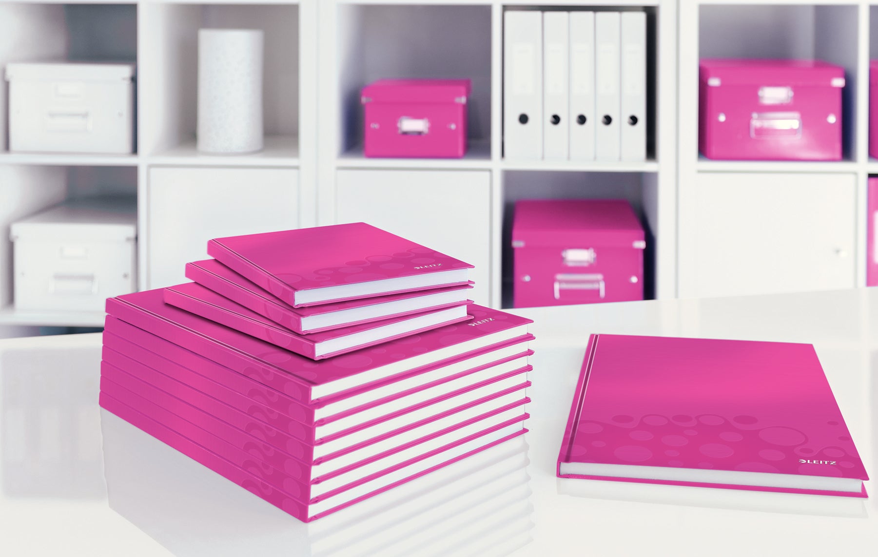 CAIET BIROU A4 ARITMETICA ROZ COPERTA CARTON WOW LEITZ