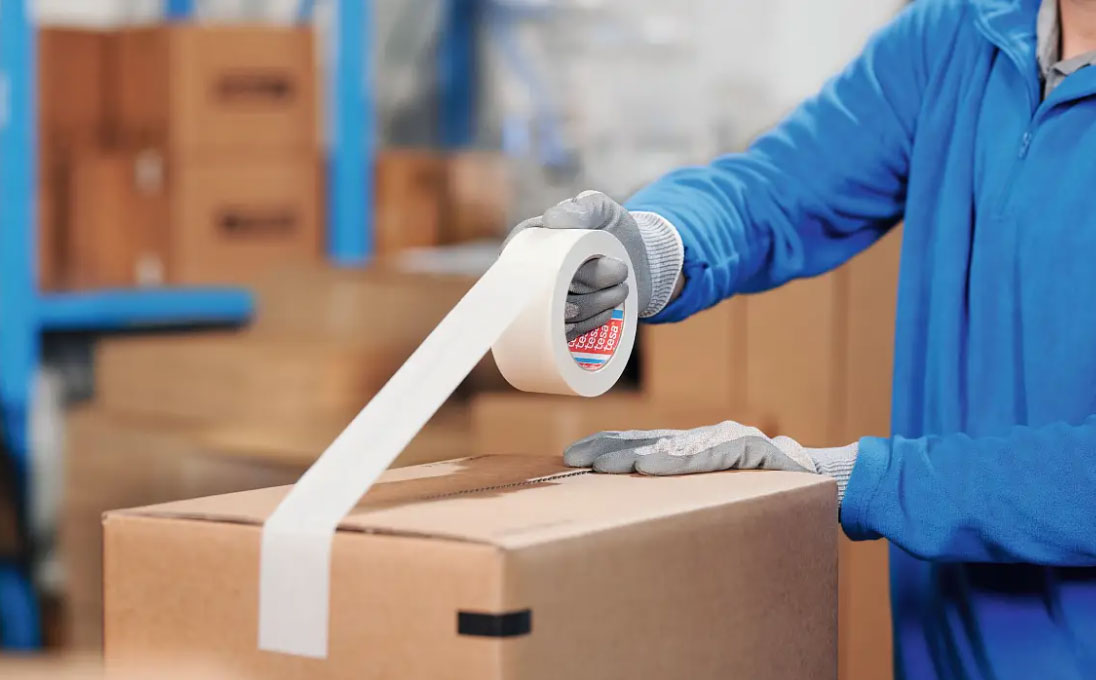 BANDA ADEZIVA AMBALARE HARTIE ALBA 50M*50MM TESA