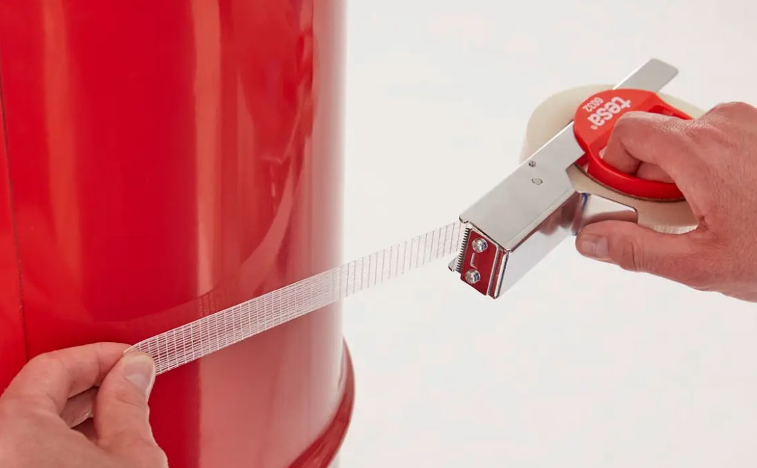 BANDA ADEZIVA CU INSERTIE BIDIRECTIONALA 50M*25MM TESA