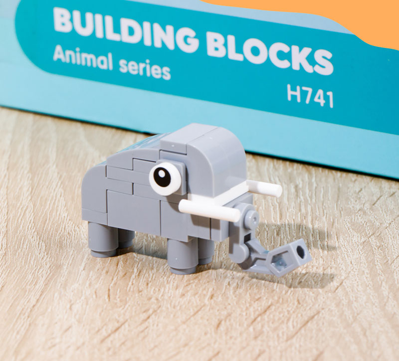 BLOCURI CONSTRUCTII TIP LEGO MODEL ANIMALE ASORTATE DELI