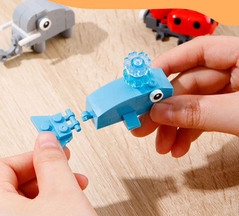 BLOCURI CONSTRUCTII TIP LEGO MODEL ANIMALE ASORTATE DELI