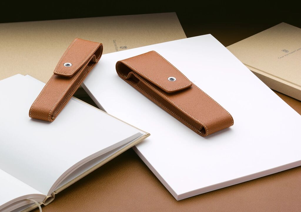 ETUI 2 INSTRUMENTE DE SCRIS PIELE GRANULATA MARO GRAF VON FABER-CASTELL