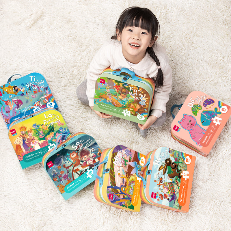 PUZZLE GEANTA CADOU 359 PIESE EFECT LUMINOS UNIVERS 5+ DELI