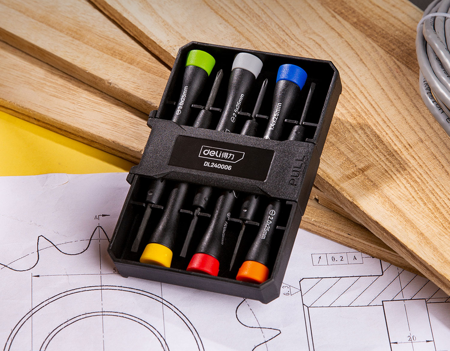 SET 6 SURUBELNITE PRECIZIE CUT PLASTIC DELI