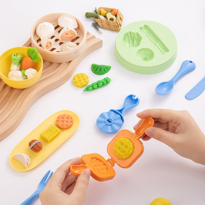 SET CREATIV PLASTILINA + 14 ACCESORII PIZZA, PASTA AND VEGGIE PARTY DELI