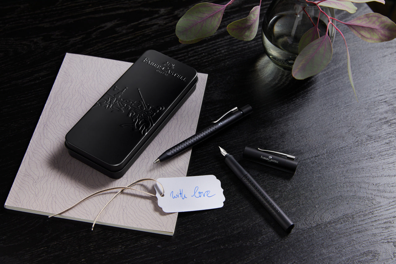 SET STILOU + PIX GRIP 2011 NEGRU FABER-CASTELL