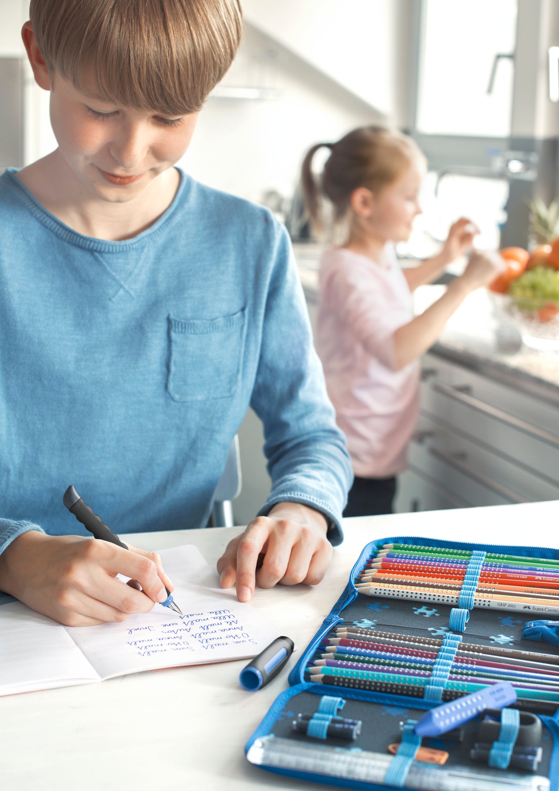 STILOU SCOLAR SCRIBOLINO ALBASTRU FABER-CASTELL